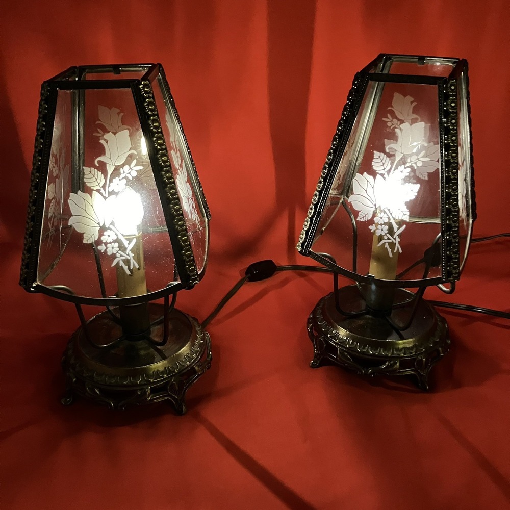 2 - Vintage L&L WMC 407 10" Table Lamps / Rose /Footed Frosted Glass Shade /Flaw